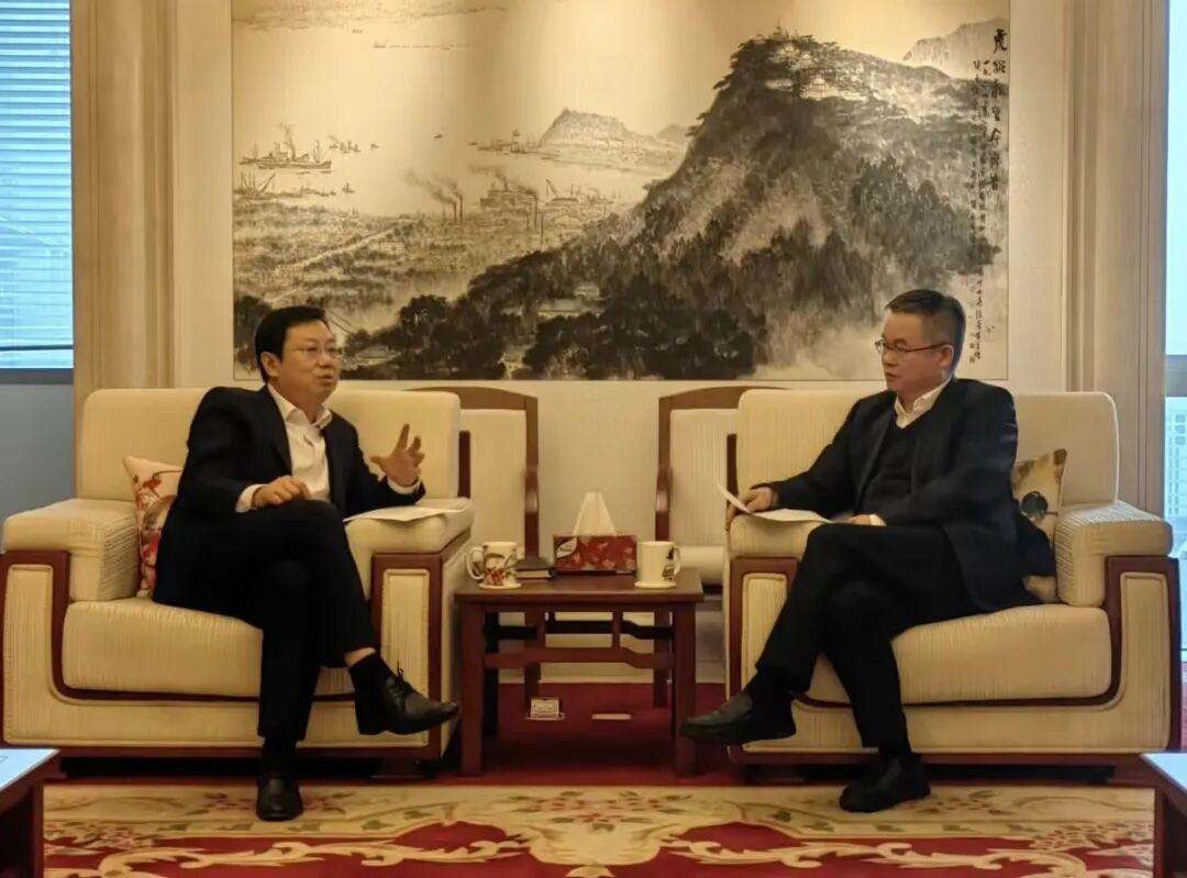 郭利群与潍坊市政府领导座谈交流，共话合作发展